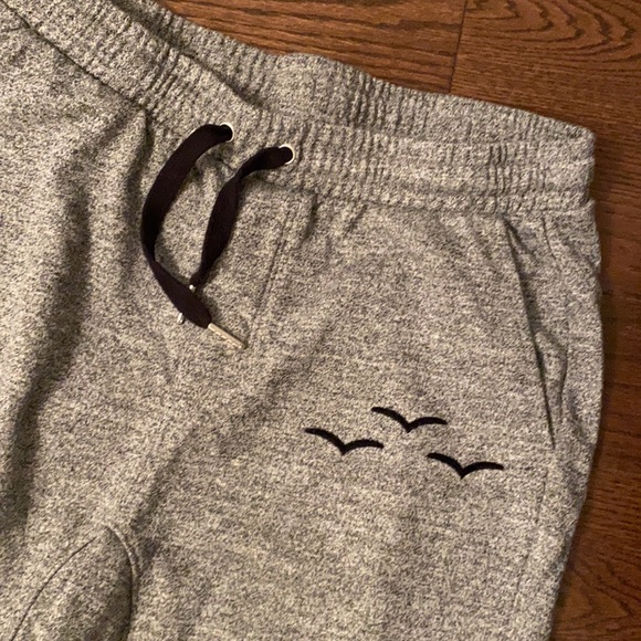 Salt and pepper grey with black logo lazy pants in size women’s large! - Picture 2 of 5